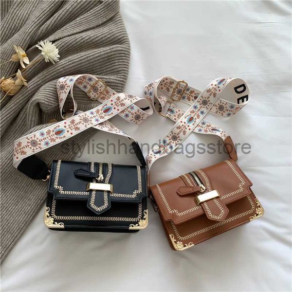 shoulder advanced sense ins super foreign style for women in autumn winter 2023 new fashionable and versatile one shoulder small square bags
shoulder advanced sense ins super foreign style for women in autumn winter 2023 new fashionable and versatile one shoulder small square bags
