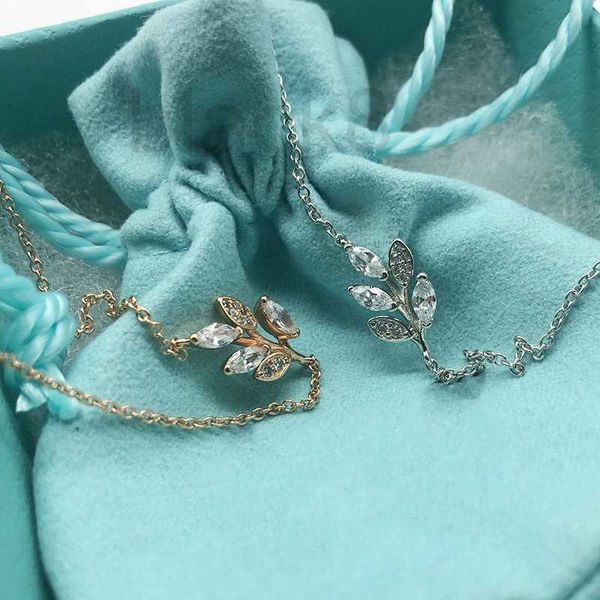 pendant necklaces designer s925 sterling silver small fresh diamond branch sprout necklace sweet korean leaf short pendant forest collar cha
pendant necklaces designer s925 sterling silver small fresh diamond branch sprout necklace sweet korean leaf short pendant forest collar cha