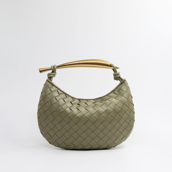evening bags genuine leather circle for women 2023 classic large handbags fashion metal handle tote bag lady wrist 230803
evening bags genuine leather circle for women 2023 classic large handbags fashion metal handle tote bag lady wrist 230803