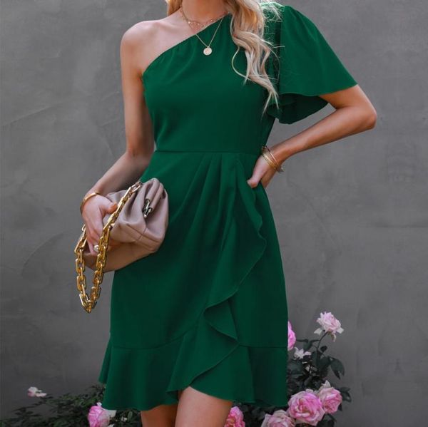 spot solid color 2022 summer new european and american ruffle dress oneshoulder evening dress4541235, Black;gray
spot solid color 2022 summer new european and american ruffle dress oneshoulder evening dress4541235, Black;gray
