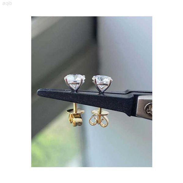 2023 latest design 925 sterling silver plated moissanite solitaire diamond earrings for anniversary and engagement gift, Golden
2023 latest design 925 sterling silver plated moissanite solitaire diamond earrings for anniversary and engagement gift, Golden