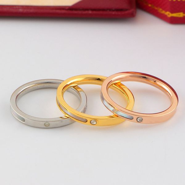 brand screw ring half shell letter ring luxury 18k gold and silver rose gold for women and men shine designer jewelry party andl gift 6 to11
brand screw ring half shell letter ring luxury 18k gold and silver rose gold for women and men shine designer jewelry party andl gift 6 to11