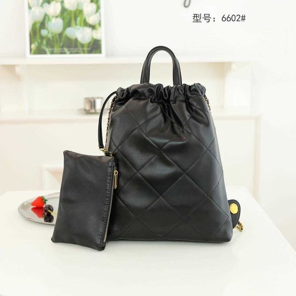 designer bag dinner large capacity commuter bag for women 2022 new autumn/winter fashion lingge chain versatile small handheld backpack
designer bag dinner large capacity commuter bag for women 2022 new autumn/winter fashion lingge chain versatile small handheld backpack
