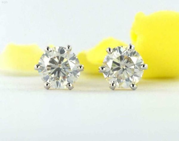 1.00 tcw colorless round cut moissanite stud earrings push back 925 sterling silver earrings, Golden
1.00 tcw colorless round cut moissanite stud earrings push back 925 sterling silver earrings, Golden