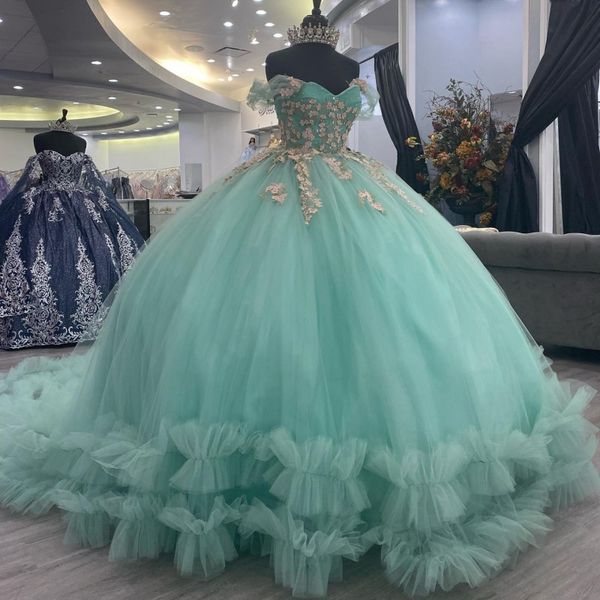 light green ball gown quinceanera dresses tiered ruffles tulle women sweet 16 flower applique party robe de soiree long prom gowns, Blue;red
light green ball gown quinceanera dresses tiered ruffles tulle women sweet 16 flower applique party robe de soiree long prom gowns, Blue;red