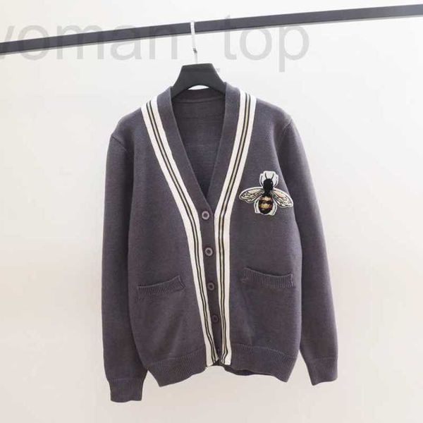 women's knits & tees designer g family's autumn and winter new little bee embroidery patch cloth v-neck loose grey knitted cardiga, White
women's knits & tees designer g family's autumn and winter new little bee embroidery patch cloth v-neck loose grey knitted cardiga, White