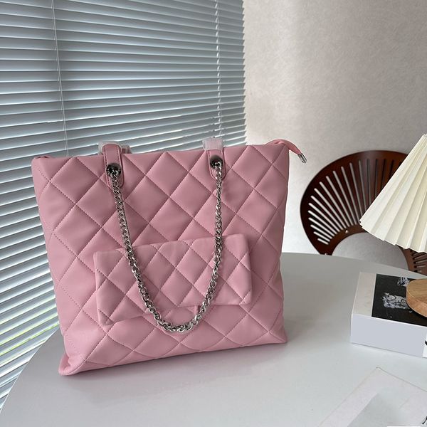 women shoulder bag oversized shopping bag vertical tote leather denim bag diamond check hardware metal c button hand crossbody bags designer
women shoulder bag oversized shopping bag vertical tote leather denim bag diamond check hardware metal c button hand crossbody bags designer