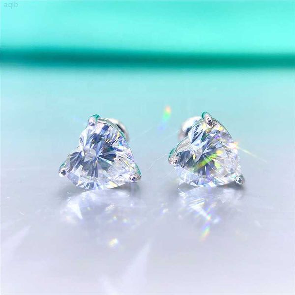 factory wholesale price luxury heart moissanite earrings women screw back vvs diamond earrings, Golden
factory wholesale price luxury heart moissanite earrings women screw back vvs diamond earrings, Golden