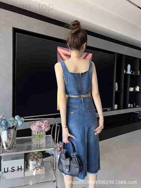 women's tracksuits designer p family 23 summer new classic triangle denim vest long skirt set with fashionable and slimming temperament, Gray
women's tracksuits designer p family 23 summer new classic triangle denim vest long skirt set with fashionable and slimming temperament, Gray