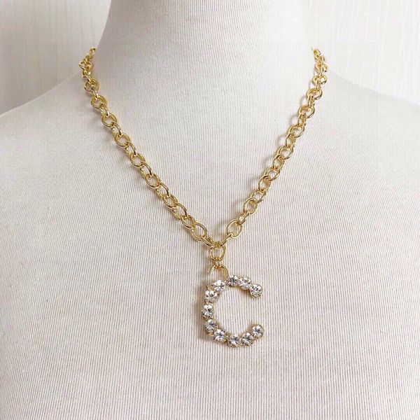 designer gold silvery c-letter pendant necklaces chain crysatal choker brand ccity necklaces for women wedding party jewelry couple gifts 33, Silver
designer gold silvery c-letter pendant necklaces chain crysatal choker brand ccity necklaces for women wedding party jewelry couple gifts 33, Silver