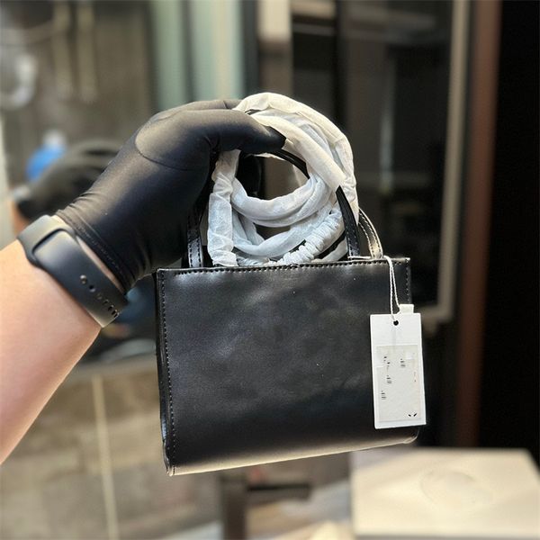 designer bag shoulder bag soft leather mini tote women's tote crossbody bag luxury tote fashion shopping purse crossbody bag for both m 
designer bag shoulder bag soft leather mini tote women's tote crossbody bag luxury tote fashion shopping purse crossbody bag for both m