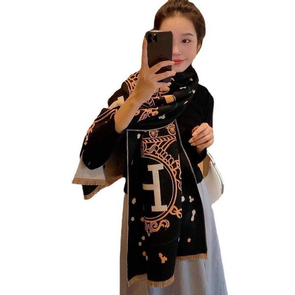autumn and winter 2023 new fashion versatile h letter cashmere scarf women's double sided thickened air conditioned room long shawl 1j2, Blue;gray
autumn and winter 2023 new fashion versatile h letter cashmere scarf women's double sided thickened air conditioned room long shawl 1j2, Blue;gray