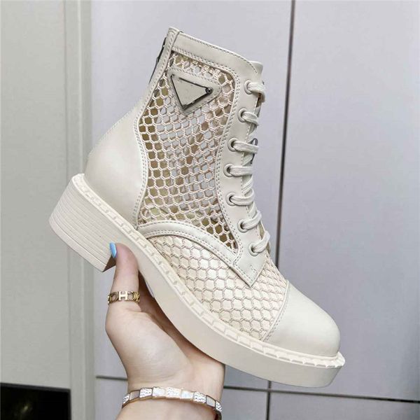 luxury design boots 2023 pradity fashionable women business work decoration anti slip knight boots martin boots casual sock boots 01-014, Black
luxury design boots 2023 pradity fashionable women business work decoration anti slip knight boots martin boots casual sock boots 01-014, Black
