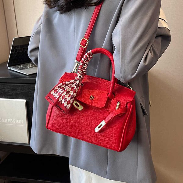 luxury designer h ermes brikiss handbags for sale advanced and westernized small bag 2023 new womens popular versatile red bridal wedding ha
luxury designer h ermes brikiss handbags for sale advanced and westernized small bag 2023 new womens popular versatile red bridal wedding ha