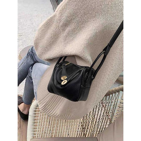 h ermes lindiss tote bags original edition online store womens 2023 new high grade texture small market design sense one shoulder crossbody
h ermes lindiss tote bags original edition online store womens 2023 new high grade texture small market design sense one shoulder crossbody