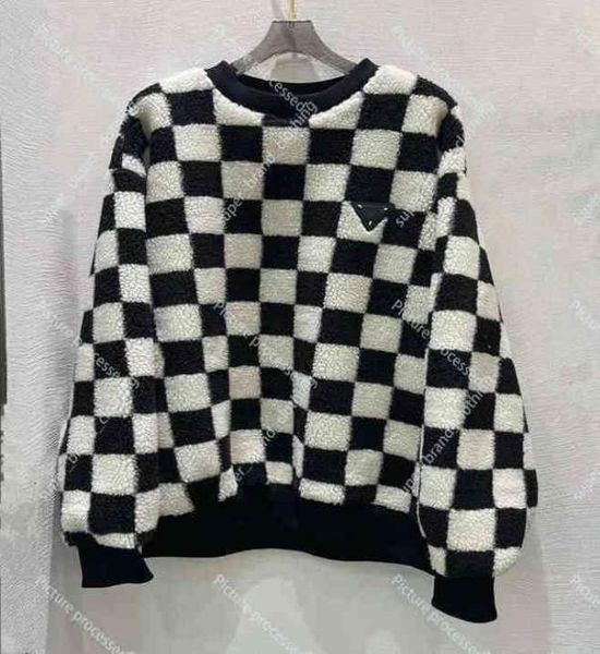 autumn style in winter of fine lamb wool checkerboard sweater is fashionable warm and versatile sudaderas hoodies cotton tracksuit3757202, Black
autumn style in winter of fine lamb wool checkerboard sweater is fashionable warm and versatile sudaderas hoodies cotton tracksuit3757202, Black