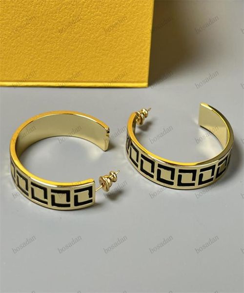 woman designer gold hoop earrings fashion letter ear studs for womens luxury jewelry studs earring lovers gift orname2090922, Golden;silver
woman designer gold hoop earrings fashion letter ear studs for womens luxury jewelry studs earring lovers gift orname2090922, Golden;silver