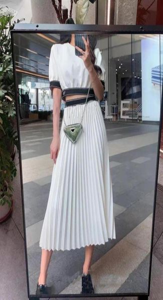 women two pieces dress hoodies tracksuit with letter pattern sweater and pants set terry fashion style outwears for lady pleated b5389311, White
women two pieces dress hoodies tracksuit with letter pattern sweater and pants set terry fashion style outwears for lady pleated b5389311, White