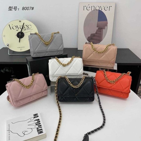 Bags Dinner bags dinner bag 2023 New Xiaoxiangfeng Lingge Chain Bag Simple and Textual Product One Shoulder Crossbody This Year's Popular Women's, Fuchsia
Bags Dinner bags dinner bag 2023 New Xiaoxiangfeng Lingge Chain Bag Simple and Textual Product One Shoulder Crossbody This Year's Popular Women's, Fuchsia