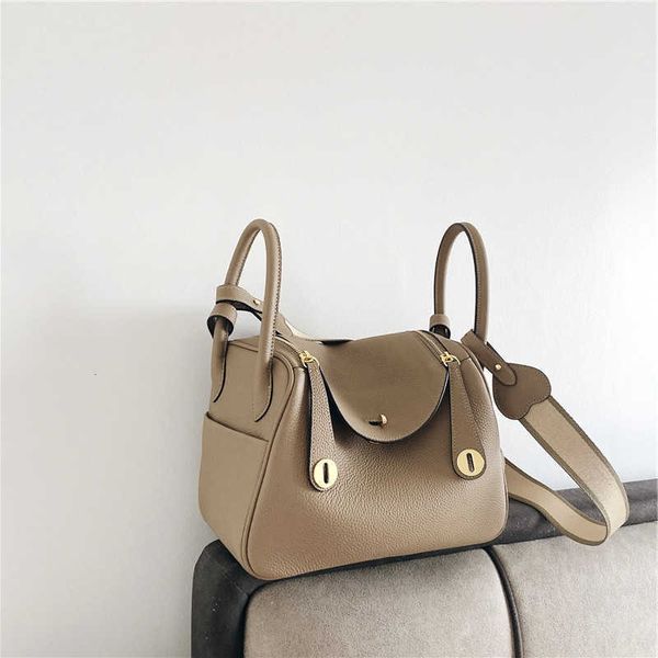 8a quality h ermes lindis's bags online store layer togo cowhide lindi leather women's bag 2023 new bucket fashion portable with r
8a quality h ermes lindis's bags online store layer togo cowhide lindi leather women's bag 2023 new bucket fashion portable with r