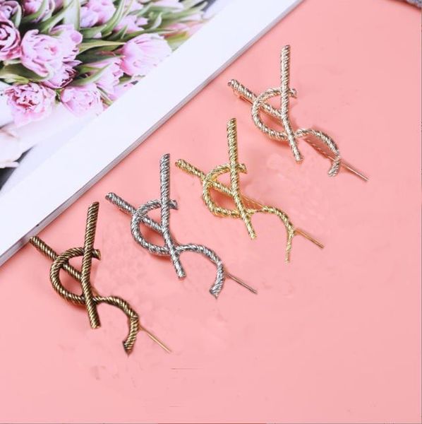 design brooches fashion women double letters brooch suit pin fashion jewelry clothing decoration accessories 20style, Gray
design brooches fashion women double letters brooch suit pin fashion jewelry clothing decoration accessories 20style, Gray