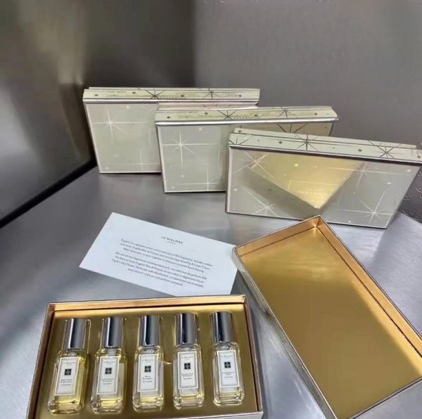 21 christmas limited edition box set 5 * 9ml. perfume gift box 5 flavors seasonal limited fragrance
21 christmas limited edition box set 5 * 9ml. perfume gift box 5 flavors seasonal limited fragrance