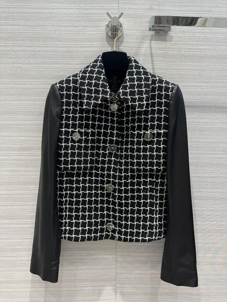 2022 women vintage designer tweed blazer jacket coat female milan runway designer dress causal long sleeve clothing suit a56, White;black
2022 women vintage designer tweed blazer jacket coat female milan runway designer dress causal long sleeve clothing suit a56, White;black