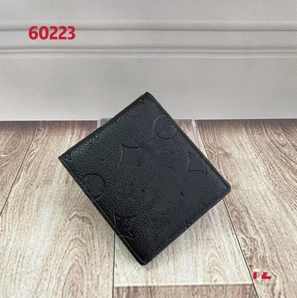 2023 fashion women/men designer wallet classic old flower wallet stripes textured purse multiple bifold short small tote bag 001, Red;black
2023 fashion women/men designer wallet classic old flower wallet stripes textured purse multiple bifold short small tote bag 001, Red;black