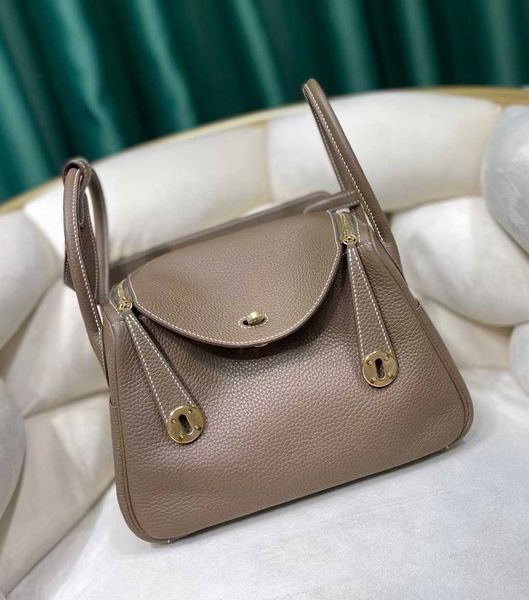 9a original edition h ermes lindiss bags online shop cody olindi tc leather 26cm hand sewn honey wax thread one shoulder doctors medicine ch
9a original edition h ermes lindiss bags online shop cody olindi tc leather 26cm hand sewn honey wax thread one shoulder doctors medicine ch