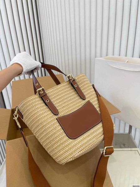 7a trendy luxury womens evening bags classic coch shopping totes lady fashion buckets crossbody long shoulder bag makeup cosmetic packs
7a trendy luxury womens evening bags classic coch shopping totes lady fashion buckets crossbody long shoulder bag makeup cosmetic packs