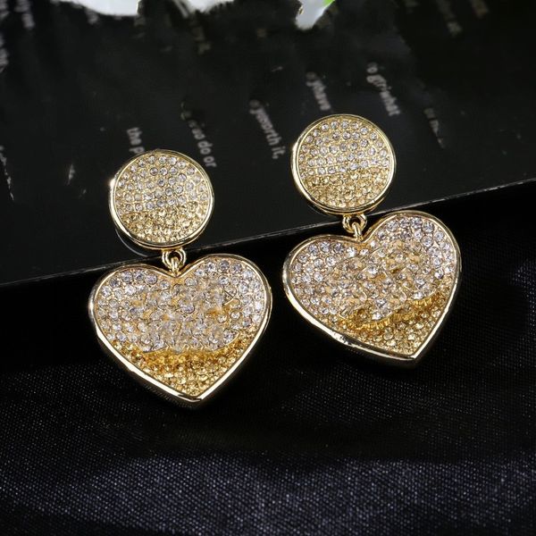 various simple luxury desinger letter ccity stud long dangle earrings pearl tassel channel crystal wedding party jewelry accessories ax36i, Golden;silver
various simple luxury desinger letter ccity stud long dangle earrings pearl tassel channel crystal wedding party jewelry accessories ax36i, Golden;silver