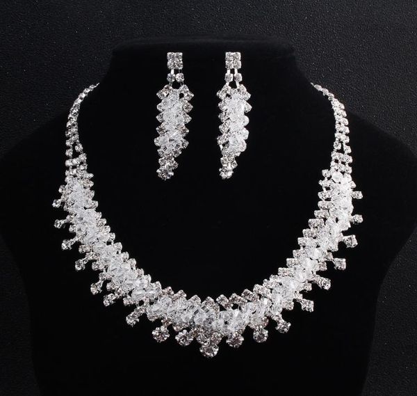 fashion bridal jewelry sets austrian crystal crowns necklace earrings sets wedding dress accessories for bride tiara sets jce0235793770, Slivery;golden
fashion bridal jewelry sets austrian crystal crowns necklace earrings sets wedding dress accessories for bride tiara sets jce0235793770, Slivery;golden