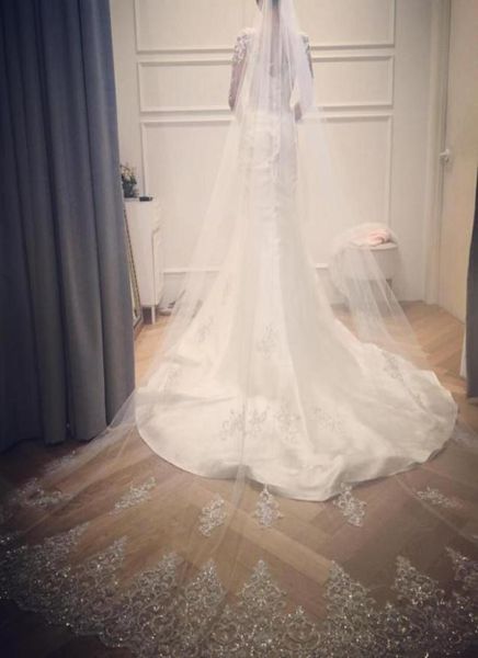 bling bling crystal bridal veils cathedral length lace applique beads wedding veil ivory or white veil with comb38012927653816, Black
bling bling crystal bridal veils cathedral length lace applique beads wedding veil ivory or white veil with comb38012927653816, Black