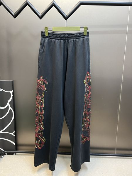 original pants 23ss new inkjet graffiti printing sports pants loose fit casual pants men straight pants loose men's duty trousers, Black
original pants 23ss new inkjet graffiti printing sports pants loose fit casual pants men straight pants loose men's duty trousers, Black