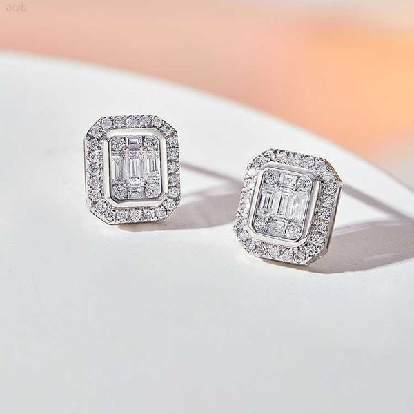 jewelry fashion 925 silver earrings delicate emerald cut moissanite stud earring set for women, Golden
jewelry fashion 925 silver earrings delicate emerald cut moissanite stud earring set for women, Golden