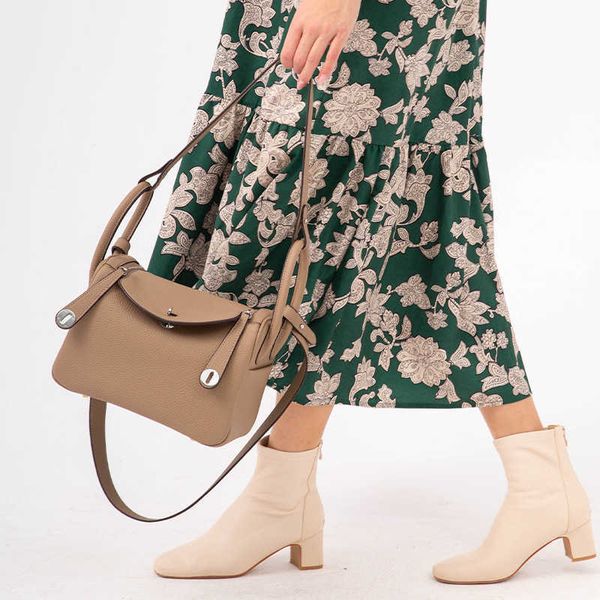 h ermes lindiss tote bags original edition online store mom lindi cowhide doctors bag womens one shoulder handheld pillow goddess fan shoppi
h ermes lindiss tote bags original edition online store mom lindi cowhide doctors bag womens one shoulder handheld pillow goddess fan shoppi