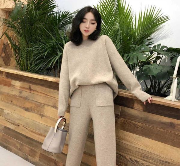 knitted 2 pieces set tracksuits women 2019 autumn winter thick warm oneck loose sweateranklelength pants warm cashmere suit t194267300, White
knitted 2 pieces set tracksuits women 2019 autumn winter thick warm oneck loose sweateranklelength pants warm cashmere suit t194267300, White