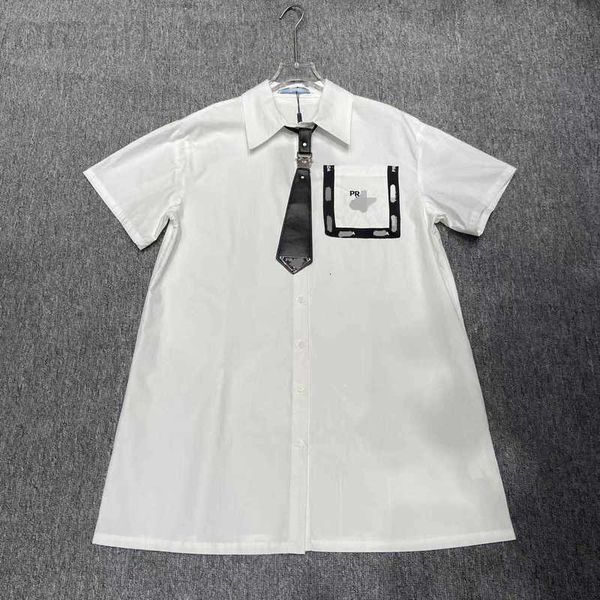 basic & casual dresses designer p family 23ss summer new letter embroidered polo collar women's white lined dress loose mid length deli, Black;gray
basic & casual dresses designer p family 23ss summer new letter embroidered polo collar women's white lined dress loose mid length deli, Black;gray