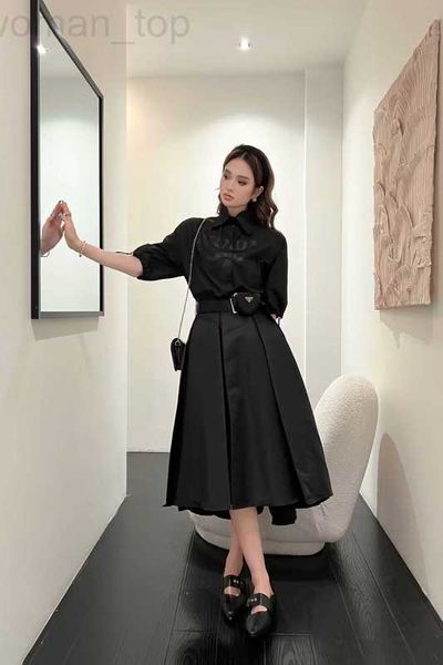 women's two piece pants designer a set of p family positioning printed letter shirts with triangular pleats for slimming and eye closur, White
women's two piece pants designer a set of p family positioning printed letter shirts with triangular pleats for slimming and eye closur, White