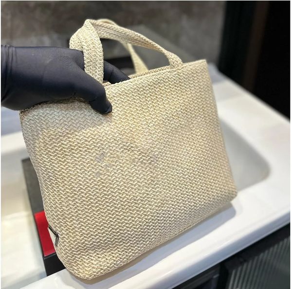 2023luxury designer tote bags fashion women handbag leather shoulder bag letter crossbody bagss classic solid color casual large capacity sh
2023luxury designer tote bags fashion women handbag leather shoulder bag letter crossbody bagss classic solid color casual large capacity sh