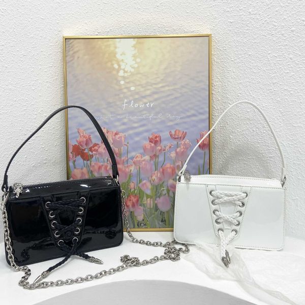 2023 new lacquer leather bag with straps for spicy girls fashionable and versatile underarm bag korean style shoulder crossbody bags handbag
2023 new lacquer leather bag with straps for spicy girls fashionable and versatile underarm bag korean style shoulder crossbody bags handbag