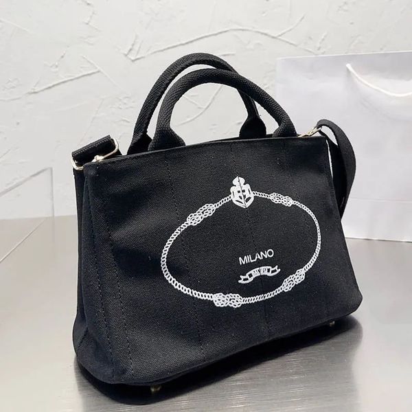 designer bag luxury brand women crossbody shoulderbag fashion canvas handbag shopping tote large capacity beach purse duffle tote new clutch
designer bag luxury brand women crossbody shoulderbag fashion canvas handbag shopping tote large capacity beach purse duffle tote new clutch