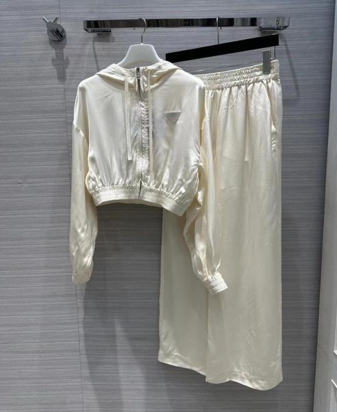 women039s two piece pants 2023 new spring summer hooded long sleeve and brand same style 2 pieces sets coat 0226246532638, White
women039s two piece pants 2023 new spring summer hooded long sleeve and brand same style 2 pieces sets coat 0226246532638, White