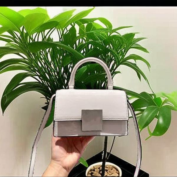 selling cowhide women's bag in 2023, luxury quality, small capacity, cute life, portable style, versatile clothing, high end brand, one
selling cowhide women's bag in 2023, luxury quality, small capacity, cute life, portable style, versatile clothing, high end brand, one