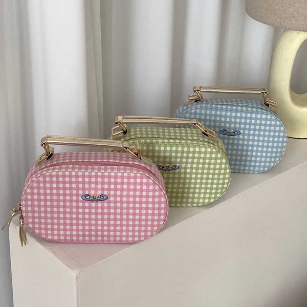 vivi cross body bag designer purse tote plaid oval camera bag women crossbody handbag macaron sweet and cute pink shoulder bags 230805
vivi cross body bag designer purse tote plaid oval camera bag women crossbody handbag macaron sweet and cute pink shoulder bags 230805