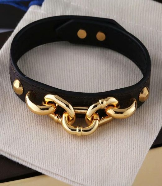 europe america fashion lady women print letter flower pattern engrave v letter goldcolour leather the chain bracelet bangle8130986, Black
europe america fashion lady women print letter flower pattern engrave v letter goldcolour leather the chain bracelet bangle8130986, Black