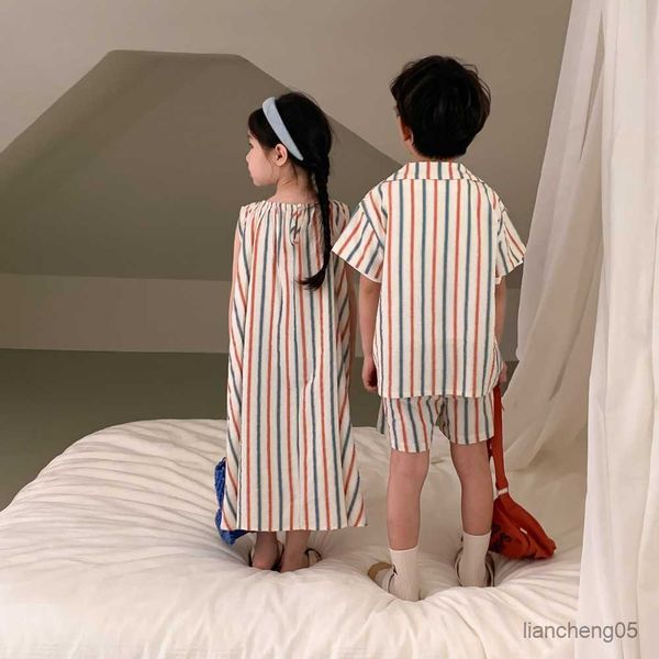 clothing sets summer brother sister outfits boy children striped short sleeves shirt shorts 2pcs girl baby cotton sleeveless fashion dress r, White
clothing sets summer brother sister outfits boy children striped short sleeves shirt shorts 2pcs girl baby cotton sleeveless fashion dress r, White