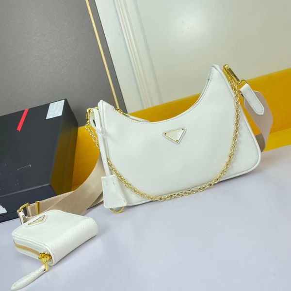 new fashion designer luxury women's underarm bag classic retro full leather production handle replaced by chain long shoulder messenger
new fashion designer luxury women's underarm bag classic retro full leather production handle replaced by chain long shoulder messenger