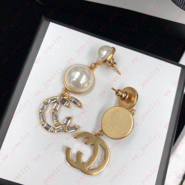 luxury designer brass material square round geometric pearl crystal alphabet pendant tassel earrings for women dangle & chandelier, personal, Silver
luxury designer brass material square round geometric pearl crystal alphabet pendant tassel earrings for women dangle & chandelier, personal, Silver