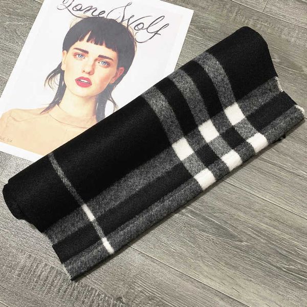 winter and autumn b urbbery scarf online store checkered scarf women's winter warmth thickened classic british style imitation cashmere, Blue;gray
winter and autumn b urbbery scarf online store checkered scarf women's winter warmth thickened classic british style imitation cashmere, Blue;gray